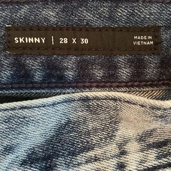 Pacsun Distressed Destroyed Skinny Jeans Size 28x30 - Picture 9 of 11